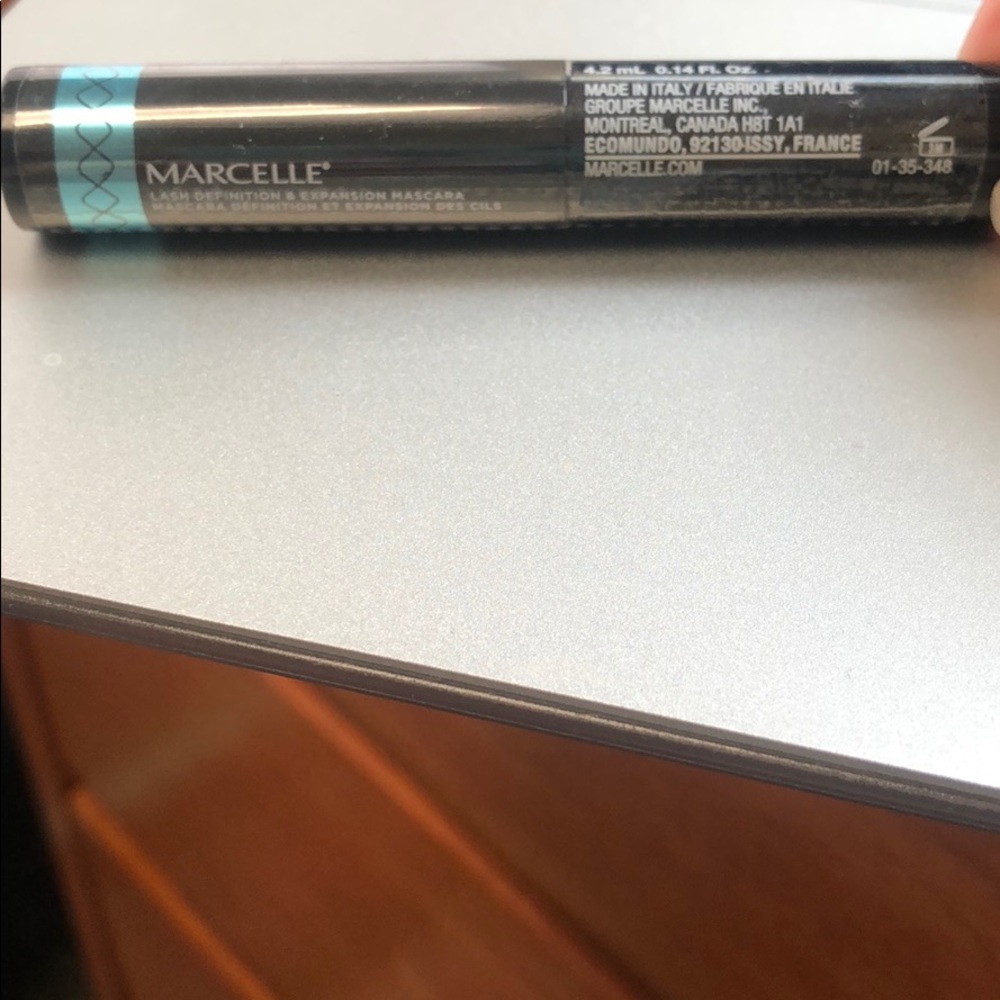 Mascara